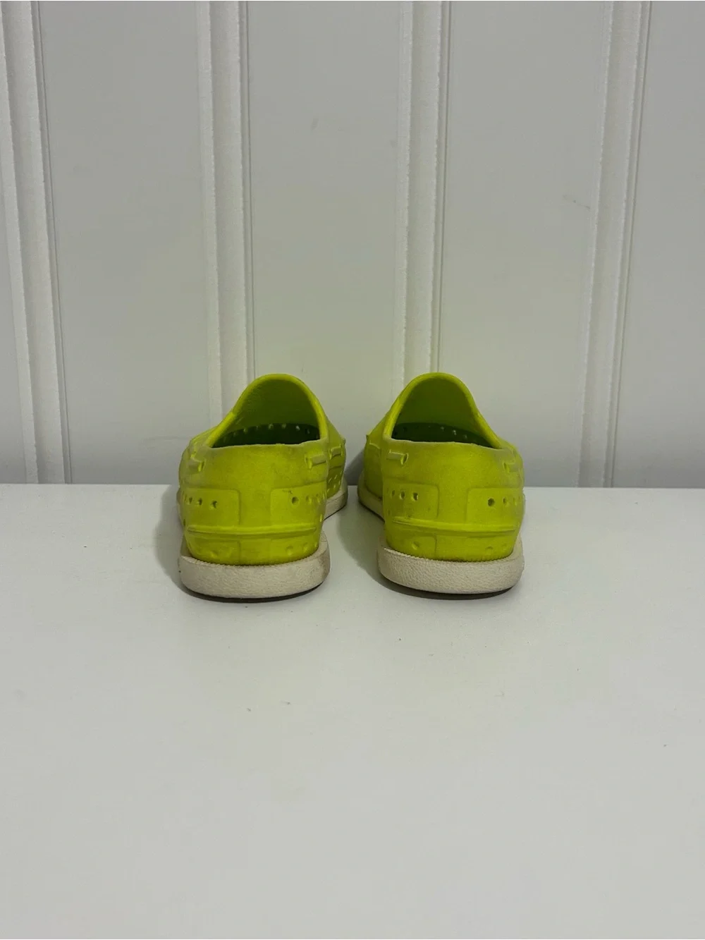 Native Howard Kids Slip-On Casual Shoes in Bright Yellow-Green